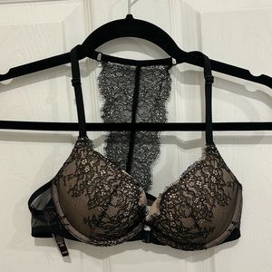 Victoria’s Secret very sexy bush up bra 34A